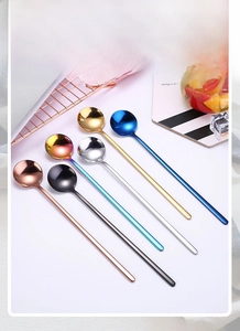 Lot de six cuillères à mélange en acier inoxydable 304 à long manche en divers coloris