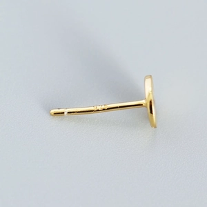 Minimalist high-quality S925 sterling silver geometric round stud earrings in gold finish