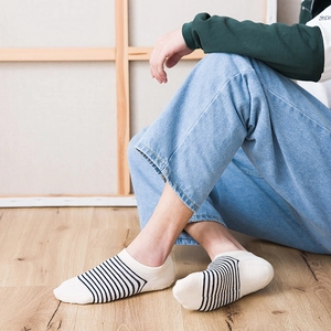 Men's summer low-cut cotton liner socks with minimalist black and white stripes