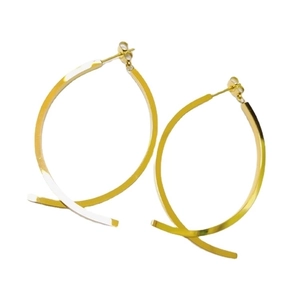 Minimalist 18K gold plated stainless steel hoop earrings with a crisscross curved design