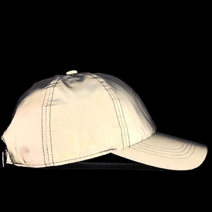Reflektierende graue Baseballkappe für Sport, leuchtende Mütze mit verstellbarem Riemen für Nacht