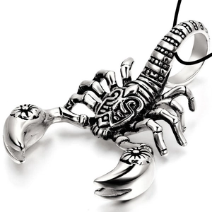 Gothic punk style scorpion pendant necklace in antique silver finish for men