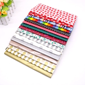 Sortiertes Seidenpapier-Set mit Herz-, Streifen- und Punktmustern für Geschenke