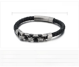 Detailed view of 210mm woven leather men's bracelet with steel chain links