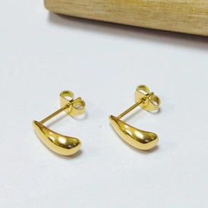 Minimalist 18K gold-plated stainless steel curved teardrop stud earrings for women