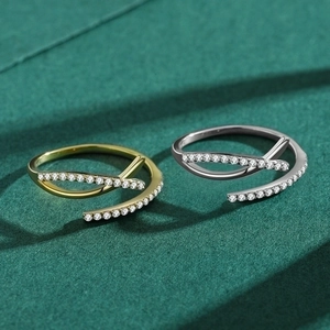 Minimalist s925 silver adjustable rings with gold and silver crossed lines and crystals
