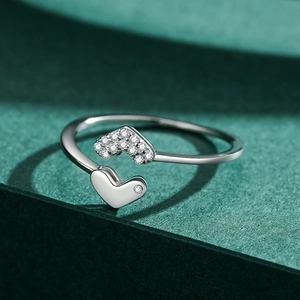 Minimalist S925 sterling silver open heart ring with sparkling crystal pave setting