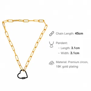 Détail du collier choker plaqué or 18K avec pendentif cadenas cœur et zircons brillants