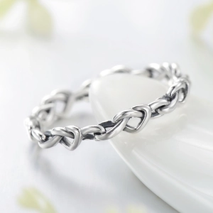 Vintage S925 sterling silver heart-shaped woven ring with oxidized finish for women