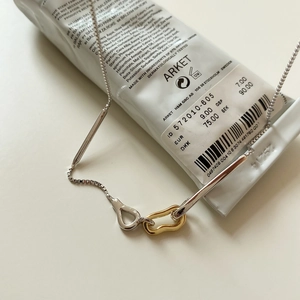 Minimalist 925 sterling silver geometric box chain necklace with dual-tone interlocking rings