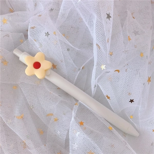 Cartoon white gel pen featuring a yellow flower charm on starry white lace background