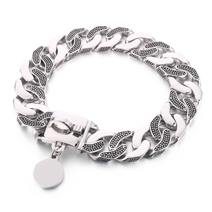 30mm silver stainless steel Cuban link dog collar with customizable round pendant