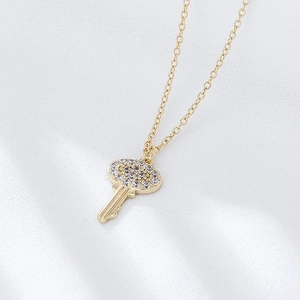 925 Sterling Silver Key Pendant Necklace For Women Simple Ins Style Micro Inlaid Rhinestone Clavicle Chain Jewelry Accessory
