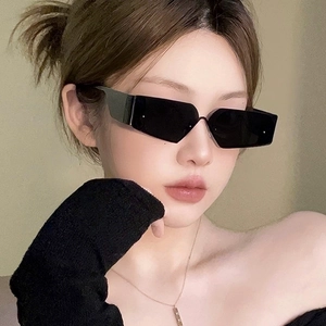 Chic black Y2K rimless sunglasses for women with futuristic retro shield design