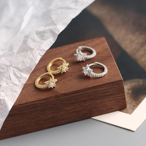 Elegant S925 silver star hoop earrings with zircon pavé in gold and silver finishes