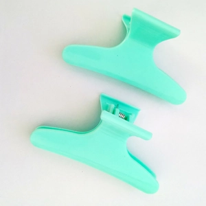 Due fermagli per capelli da 8 cm verde menta per lo styling e il sezionamento professionale