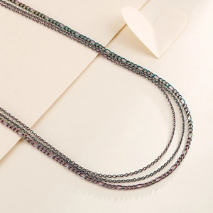 Collier multicouche en acier inoxydable aux couleurs de l'arc-en-ciel pour femme
