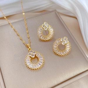 Lucky Clover Flower Pendant Necklace And Earrings Titanium Steel Copper Zircon Micro Pave Elegant Jewelry For Women