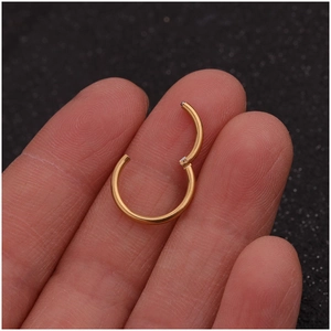 Polierter goldener Edelstahl-Segmentring für Nasen- und Ohrenpiercings