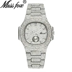 Luxurious silver quartz watch with iced-out full diamonds and calendar display