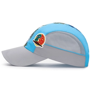 Kinder-Baseballkappe mit blauem Camouflage-Muster und atmungsaktivem Mesh-Dinosaurier-Patch