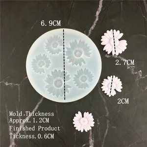 Daisy flower silicone mold for DIY baking and resin crafts with 5 different flower sizes