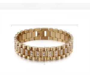 Detail view of 18K gold plated men's steel bracelet showing 220mm length and 16mm width