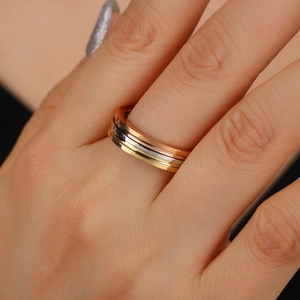 Three-tone stackable trinity ring in rose gold, silver and gold finish for women