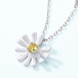 Elegant S925 sterling silver daisy necklace with white enamel petals and yellow gemstone