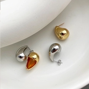 Minimalist 925 silver needle metallic water drop earrings in gold and silver finish