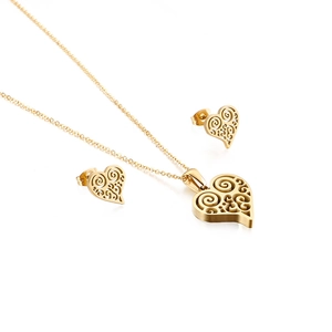 Parure de bijoux cœur creux doré avec collier et boucles d'oreilles au motif spirale