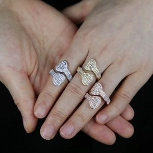 Adjustable heart-shaped zircon ring set in silver, gold, and rose gold plating