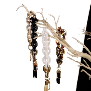 Acrylic chain bracelet with tassels and gold lobster clasps in four assorted colors