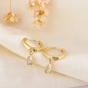 Elegant gold huggie earrings with pear-cut pink zircon water drop pendants