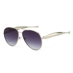 Classic pilot sunglasses with champagne gold metal frame and purple gradient lenses
