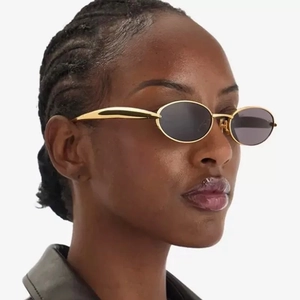 Lunettes De Soleil Ovales Rétro Métal Petit Cadre Protection UV400 Branches Carénées Mode Streetwear Pour Hommes Et Femmes