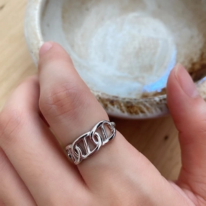 925 sterling silver anchor chain ring with polished finish on model hand