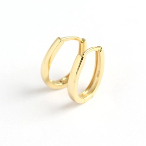 Minimalist S925 sterling silver U-shaped gold stud earrings with polished finish