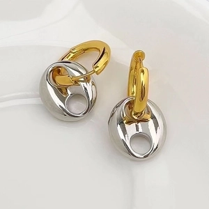 Two Tone Brass Hoop Earrings 18K Gold Plated Pig Nose Coffee Bean Hollow Geometric Minimalist Style Jewelry For Women