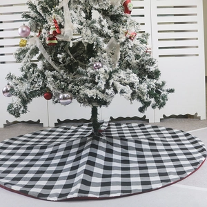 Jupe de sapin de Noël classique à carreaux noirs et blancs avec bordure rouge festive