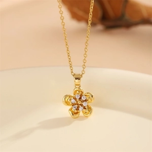 18K gold plated stainless steel rose flower pendant necklace with sparkling zircon stones