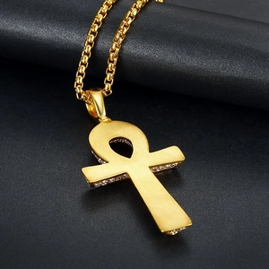 Goudkleurige Egyptische Ankh-kruis hanger ketting met kleine steentjes en box ketting