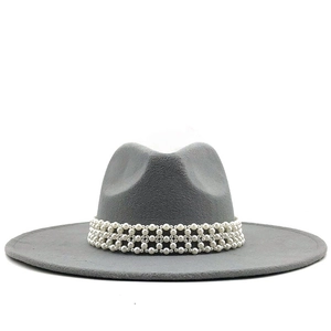 Chapeau fedora en laine gris foncé pour femme avec ruban de perles et large bord