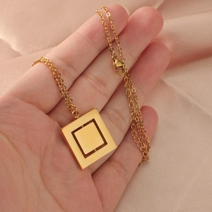 Gold stainless steel necklace with double-layer geometric square rotating pendant