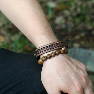 Set de bracelets rétro en cuir et perles de bois pour hommes avec tressage vintage