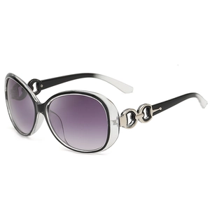 Elegant UV400 oversized women's sunglasses with gradient purple lenses and chain detail