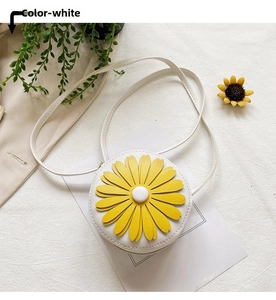 White round PU leather crossbody coin purse with yellow daisy flower for little girls