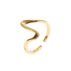 Minimalistischer S925 Sterlingsilber Ring in Goldoptik mit unregelmäßiger Wellenform