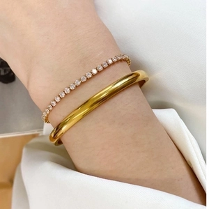 Minimalist Glossy Bangle Bracelet Titanium Steel 18K Gold Plated Polished Mirror Finish Oval Hinged Clasp Jewelry For Women