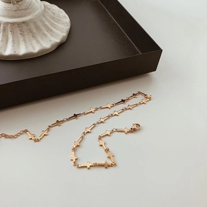 Gold-plated stainless steel cross link choker necklace with adjustable lobster clasp chain